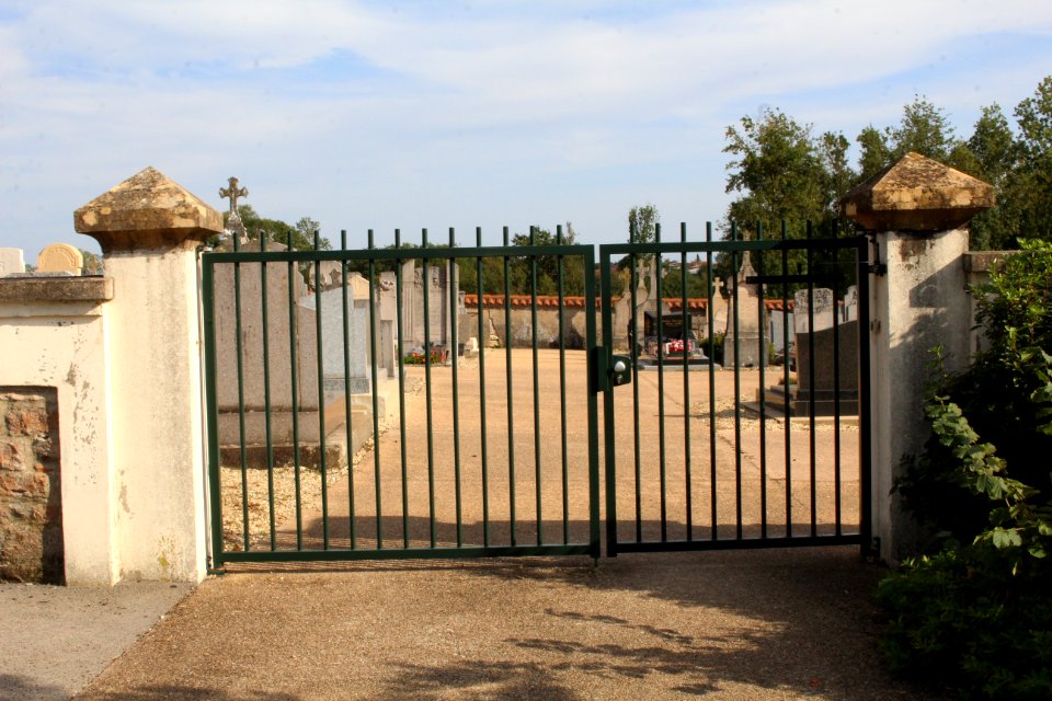 Cimetière St Cyr Menthon 35