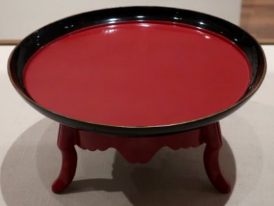 Circular lacquer stand from Japan, Honolulu Museum of Art 7601.1