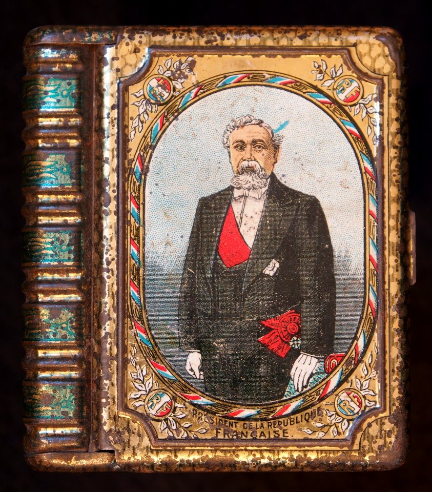 Cigarettes Fallieres met President de la Republique Française, voorkant ander blikje