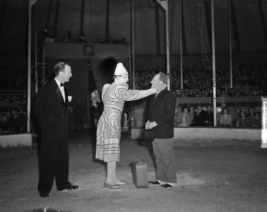 Circus Mikkenie. Clownsact, Bestanddeelnr 903-4036