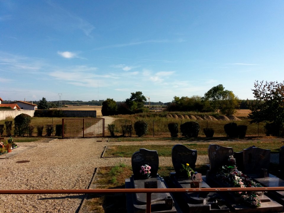Cimetière de Mionnay - Vue plein sud