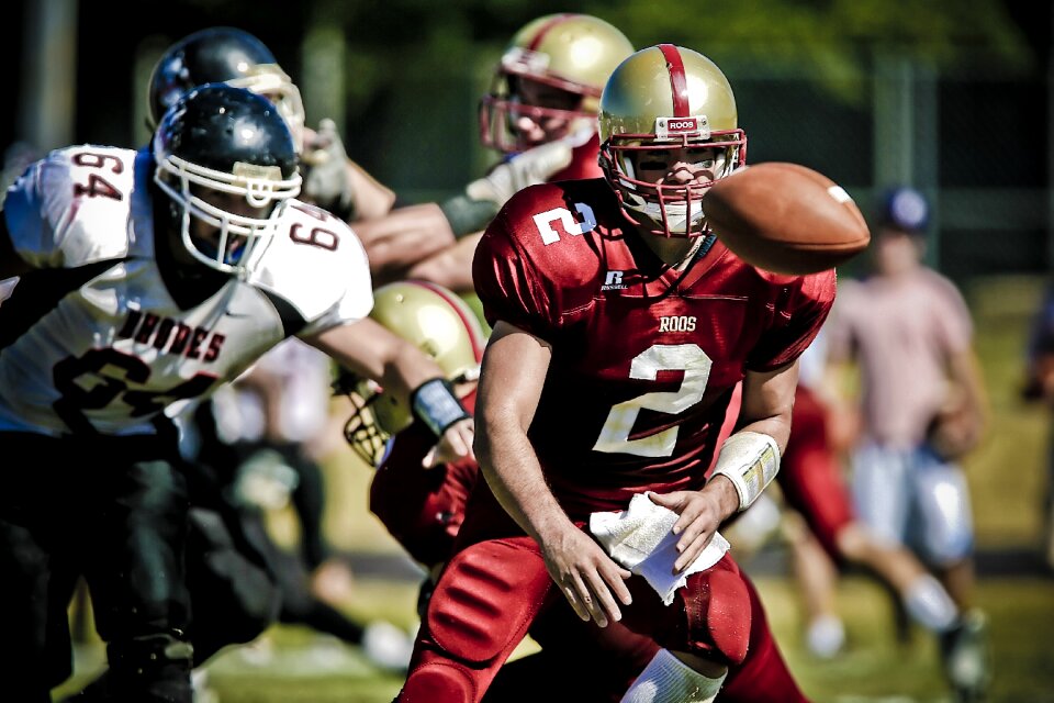 Football offense competition