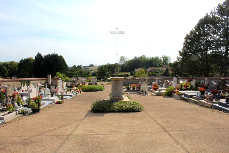 Cimetière St Cyr Menthon 45