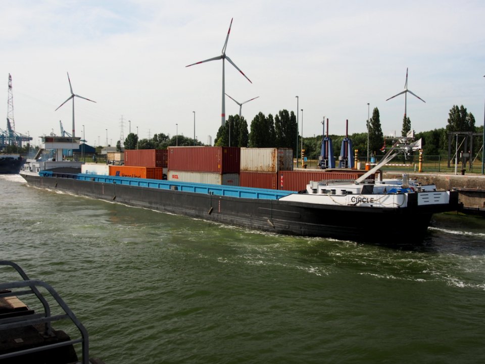 Circle - ENI 02325274, Zandvlietsluis, Port of Antwerp pic1
