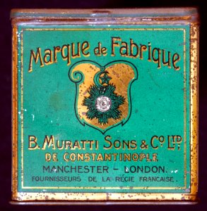 Cigarettes Muratti No 19 cigarettes tin, front