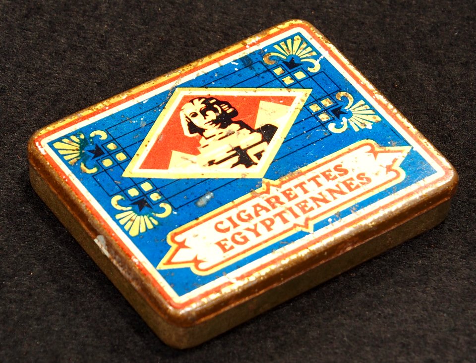 Cigarettes Egyptiennes tin, pic2