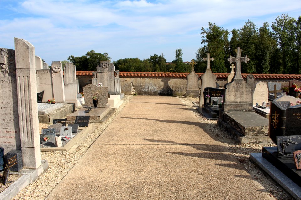 Cimetière St Cyr Menthon 39
