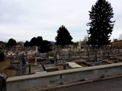 Cimetière de Loyasse - Ancien - Cimetière des prêtres - Vue de l'extérieur sud