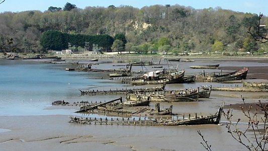Cimetière de bateaux de Kerhervy sur le Blavet, Lanester, Morbihan, Bretagne 06
