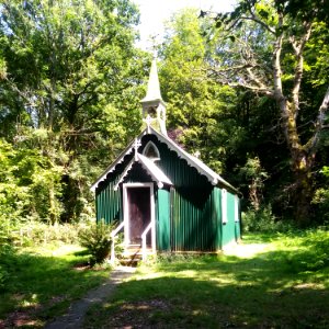Church in the Woods, Bramdean Common (July 2019) (1)