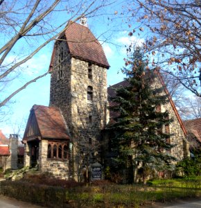 Church in the Gardens UCC 50 Ascan Av jeh