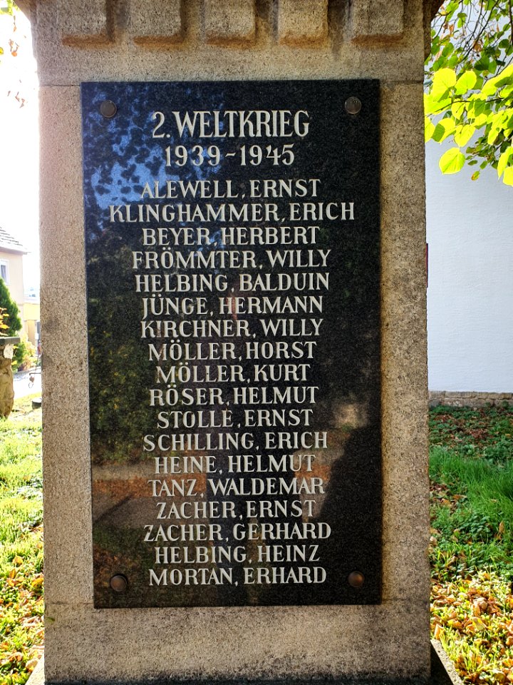Church Mönchenholzhausen 5