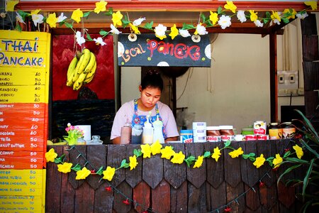 Food shop assistant sell