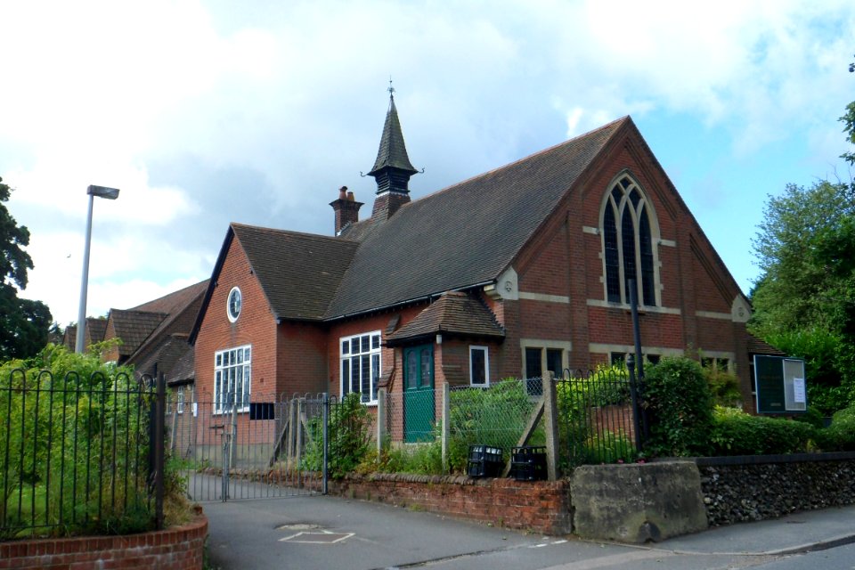 Christchurch United Reformed Church, Walton Street, Walton-on-the-Hill (June 2013) (4)