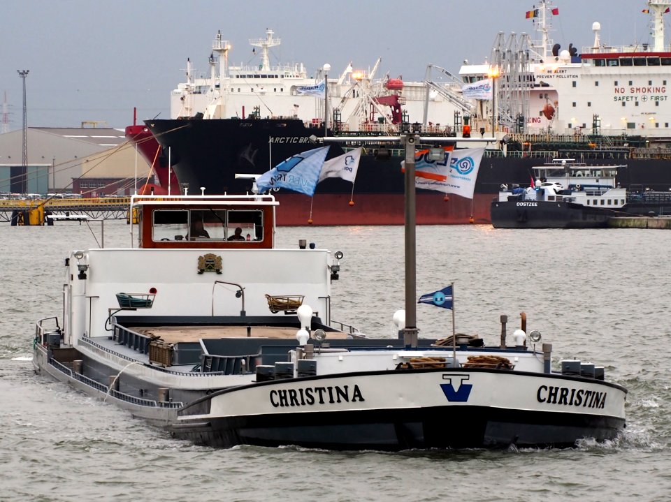 Christina (ship, 1957) ENI 02312567 Port of Antwerp pic1