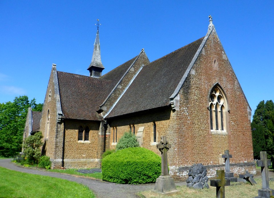 Christ Church, Cranleigh Road, Shamley Green (May 2014) (4)