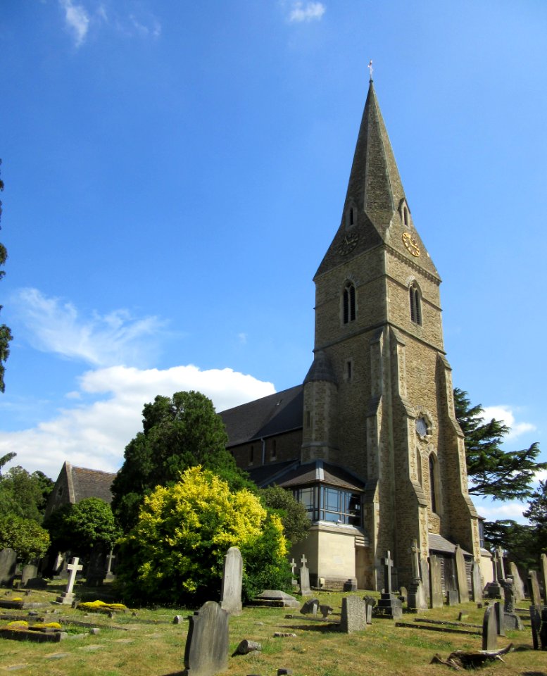 Christ Church, Church Street, Esher (NHLE Code 1188268) (June 2015) (7)
