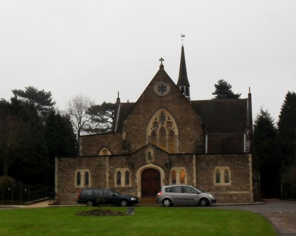 Church of the Sacred Heart, Essendene Road, Caterham (NHLE Code 1294941) (January 2010) (2)