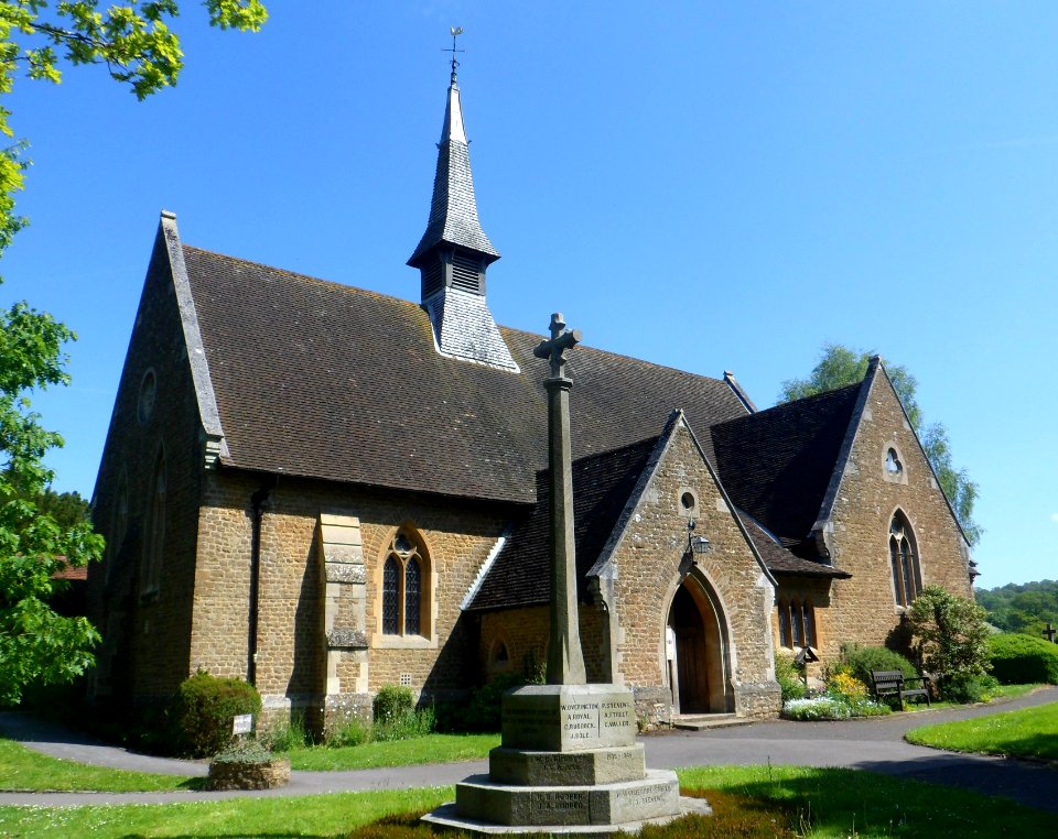 Christ Church, Cranleigh Road, Shamley Green (May 2014) (3)