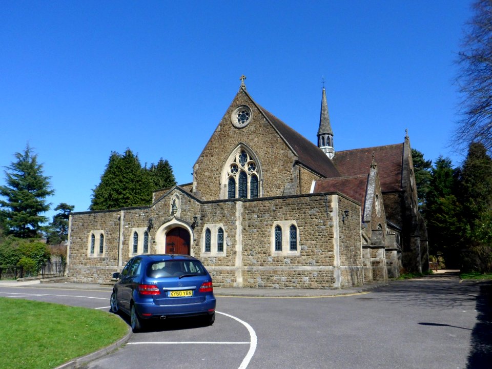 Church of the Sacred Heart, Essendene Road, Caterham (NHLE Code 1294941) (April 2013) (2)