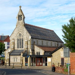 Church of the Sacred Heart, Portland Street, Fareham (May 2019) (2)