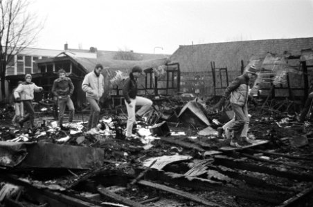 Christelijke Scholengemeenschap Amsterdam-Noord door brand verwoest. Enkele leer, Bestanddeelnr 931-9809