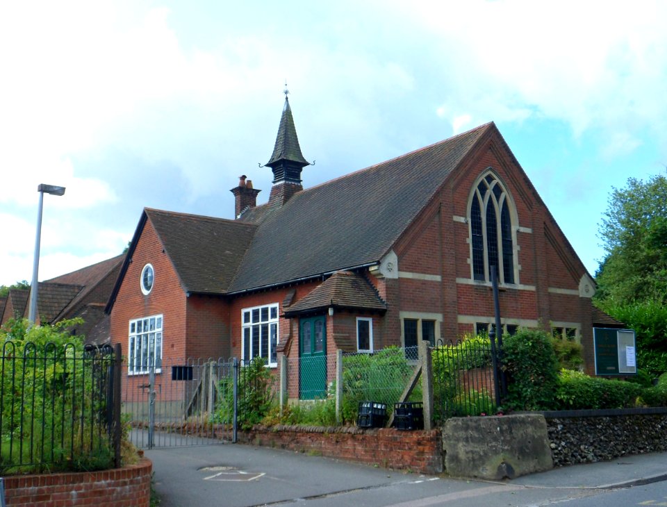 Christchurch United Reformed Church, Walton Street, Walton-on-the-Hill (June 2013) (2)