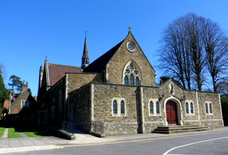 Church of the Sacred Heart, Essendene Road, Caterham (NHLE Code 1294941) (April 2013) (5)