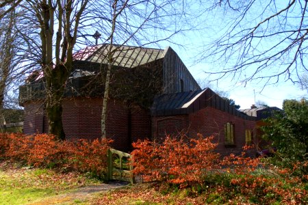 Christian Community Church, Hartfield Road, Forest Row (March 2011) (4)