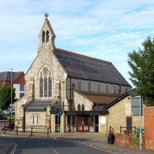 Church of the Sacred Heart, Portland Street, Fareham (May 2019) (1)