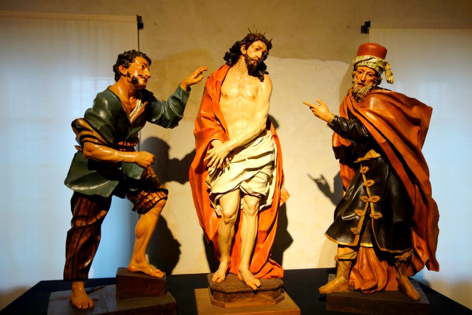 Christ with Two Accusers, unknown Genovese sculptor, 1690s, wood - Museo Diocesano (Genoa) - DSC01826