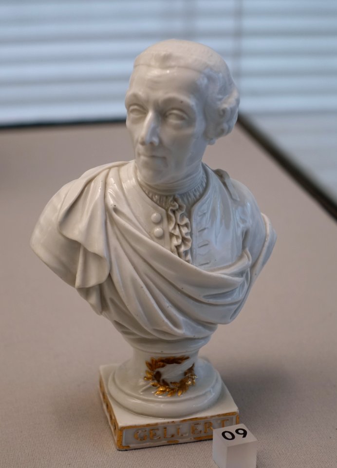 Christian Furchtegott Gellert by Johann Joachim Kaendler, Meissen, 1775, porcelain, gilt - Germanisches Nationalmuseum - Nuremberg, Germany - DSC02646