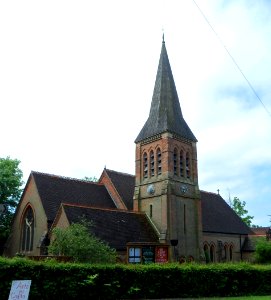 Christ Church, Kings Cross Lane, South Nutfield (June 2013) (6)