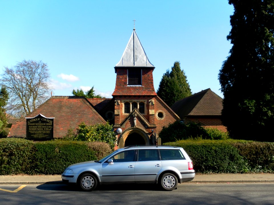 Church of St Mary Mother of Christ, Church Road, Crowborough (March 2011) (3)