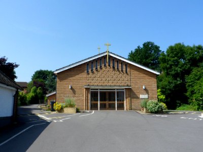 Church of the Holy Spirit, Bell Lane, Fetcham (July 2013) (4)