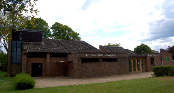 Church of the Immaculate Conception, Bells Lane, Stubbington (May 2019) (1)