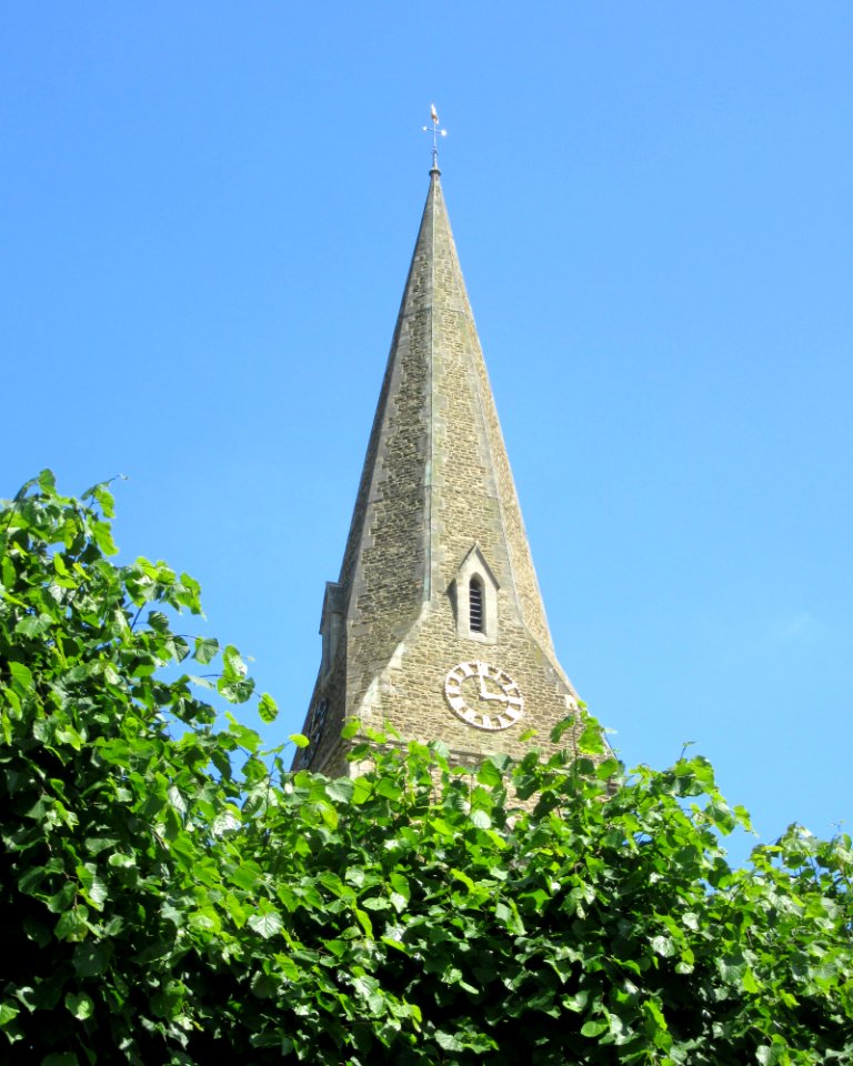 Christ Church, Church Street, Esher (June 2015) (Spire) (2)