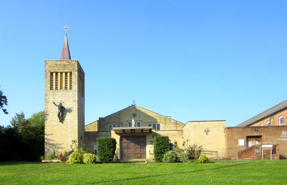 Church of Our Lady Immaculate and St Philip Neri, High Street, Uckfield (September 2016) (3)