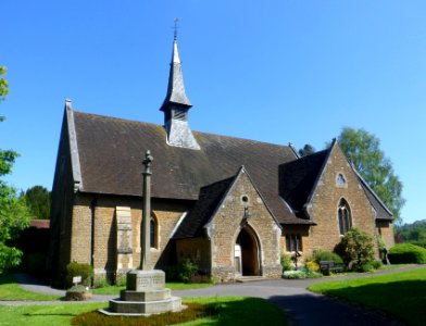 Christ Church, Cranleigh Road, Shamley Green (May 2014) (2)