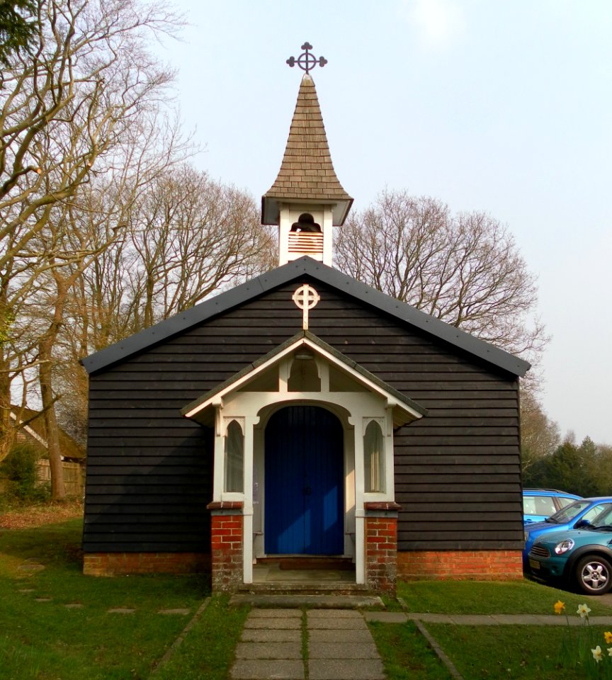Church of the Good Shepherd, A267, Five Ashes (March 2011) (3)