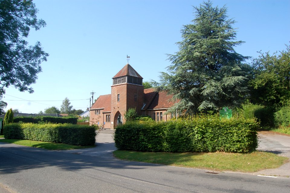 Church of the Good Shepherd, Lymington Road, Four Marks (July 2019) (1)
