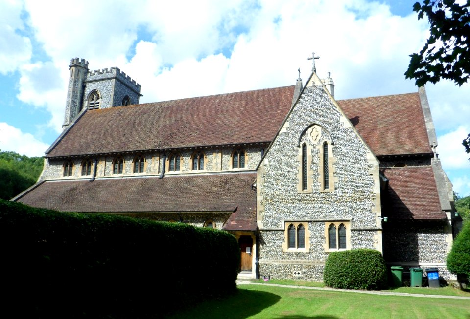 Christ Church, Christ Church Road, Epsom Common (NHLE Code 1289540) (August 2013) (2)