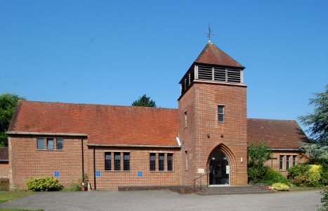 Church of the Good Shepherd, Lymington Road, Four Marks (July 2019) (3)