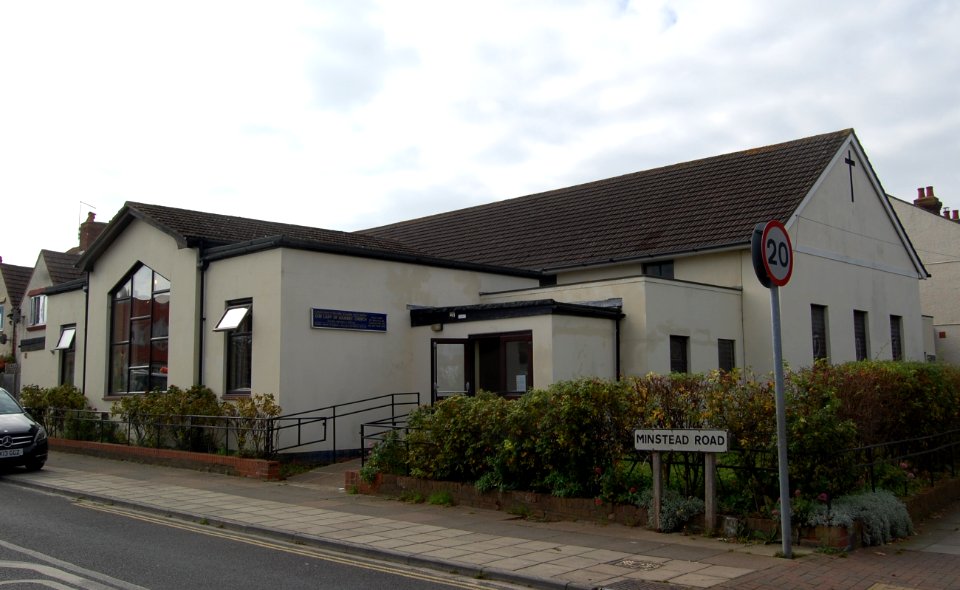 Church of Our Lady of Lourdes (RC), Bransbury Road, Eastney, Portsmouth (October 2017) (4)