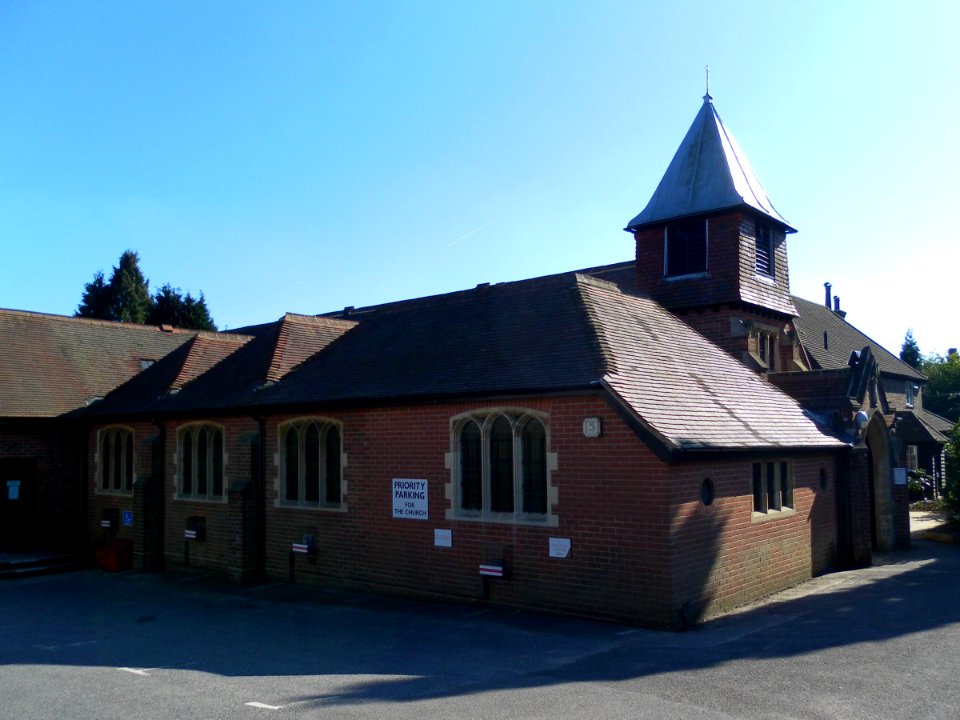 Church of St Mary Mother of Christ, Church Road, Crowborough (March 2011) (4)