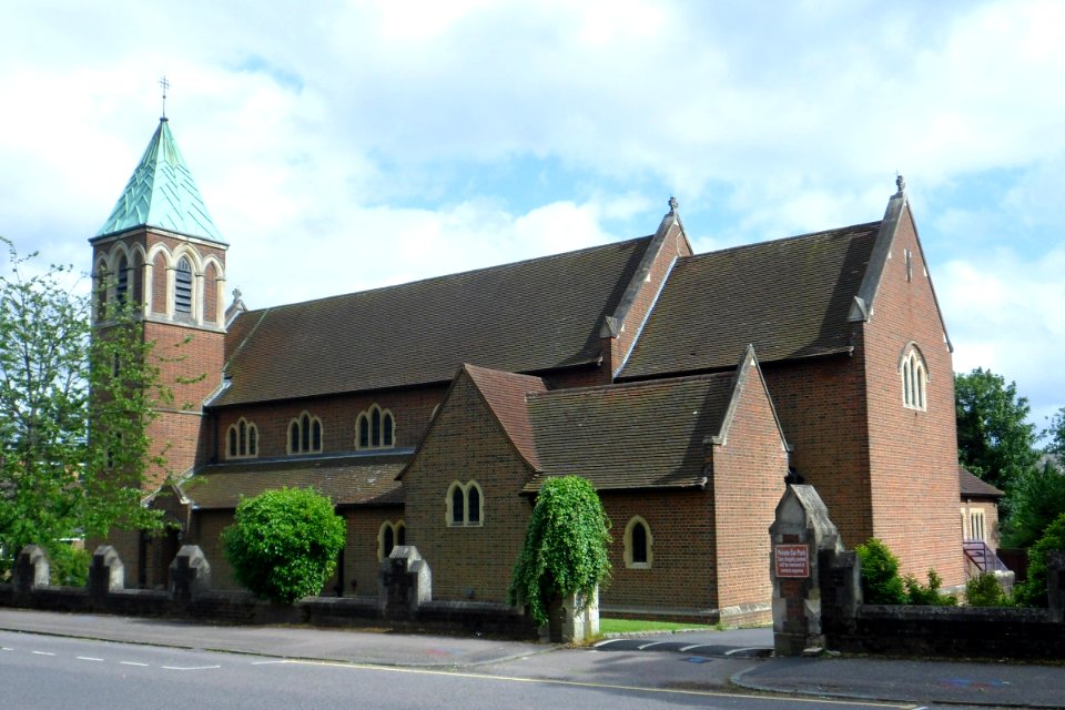 Church of the Holy Family, Yorke Road, Reigate (June 2013) (6)