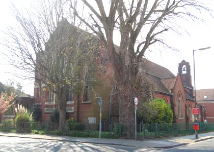 Church of the Ascension, Stubbington Avenue, North End, Portsmouth (March 2019) (3)