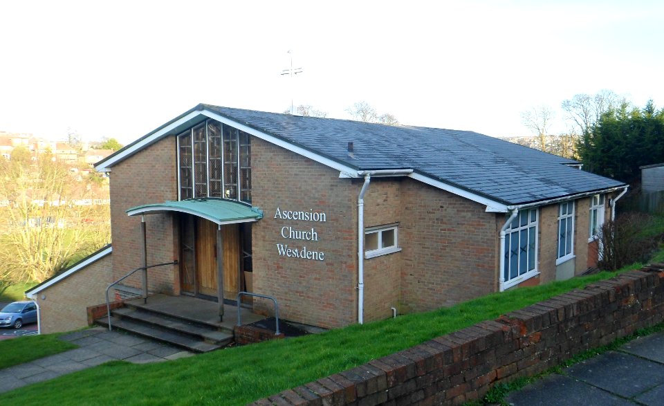 Church of the Ascension, Fairview Rise, Westdene, Brighton (February 2014) (7)