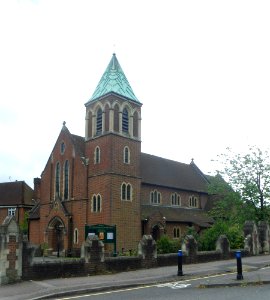Church of the Holy Family, Yorke Road, Reigate (June 2013) (2)