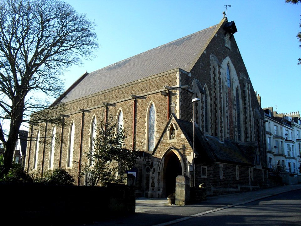 Church of St Thomas of Canterbury and English Martyrs, Magdalen Road, St Leonards-on-Sea (NHLE Code 1391831) (April 2010)